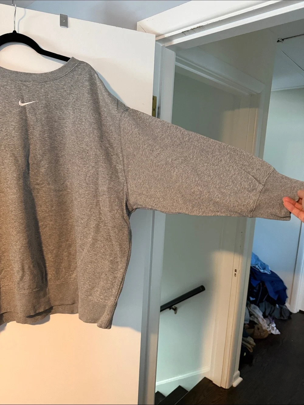 Nike classic crewneck